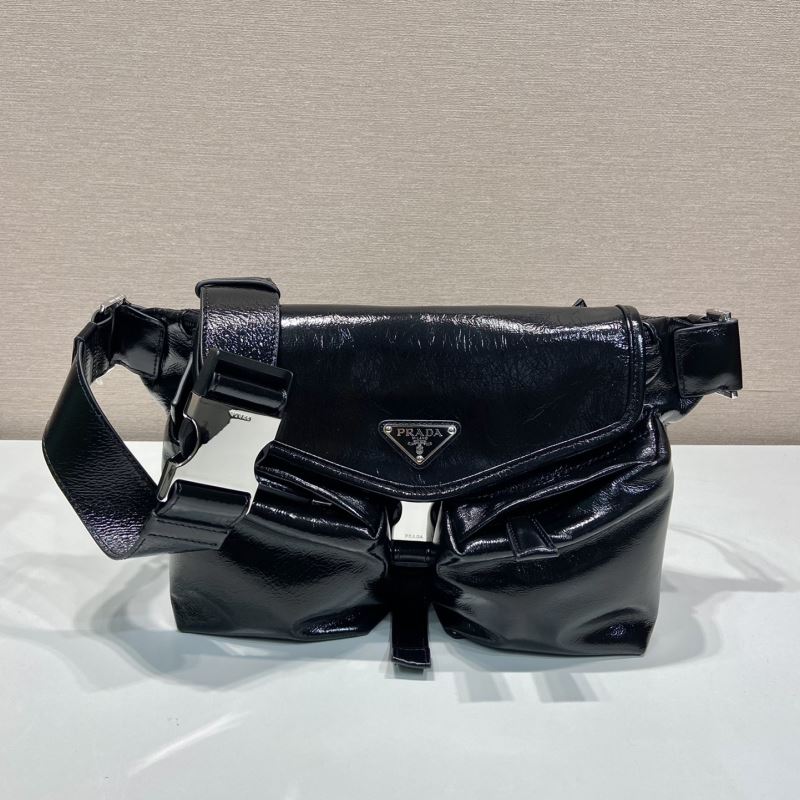 Pra*a waist chest packs